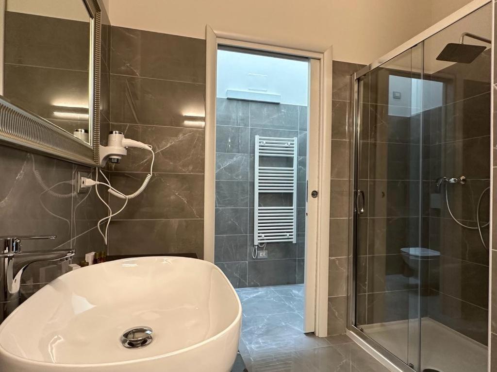 Welc-om Royal Garden luxury rooms - 3