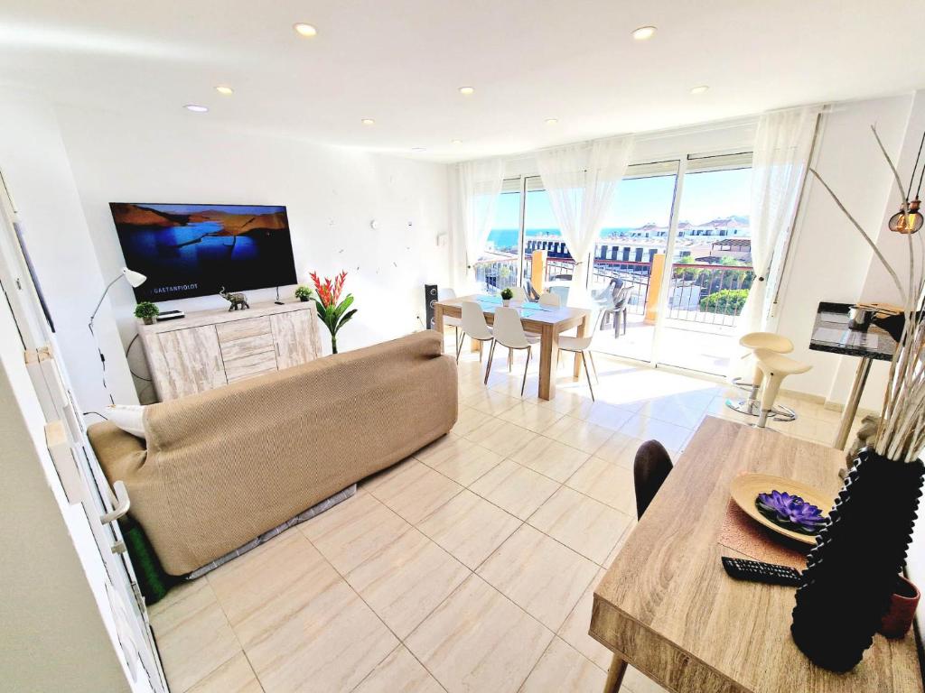 Sea Point Holiday House - 5