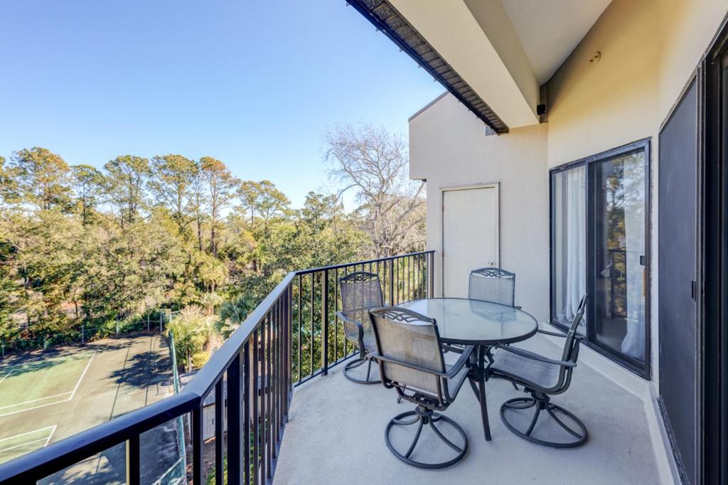Forest Beach Villa 411, 2 Bedrooms, Sleeps 9, Tennis & Pool View photo