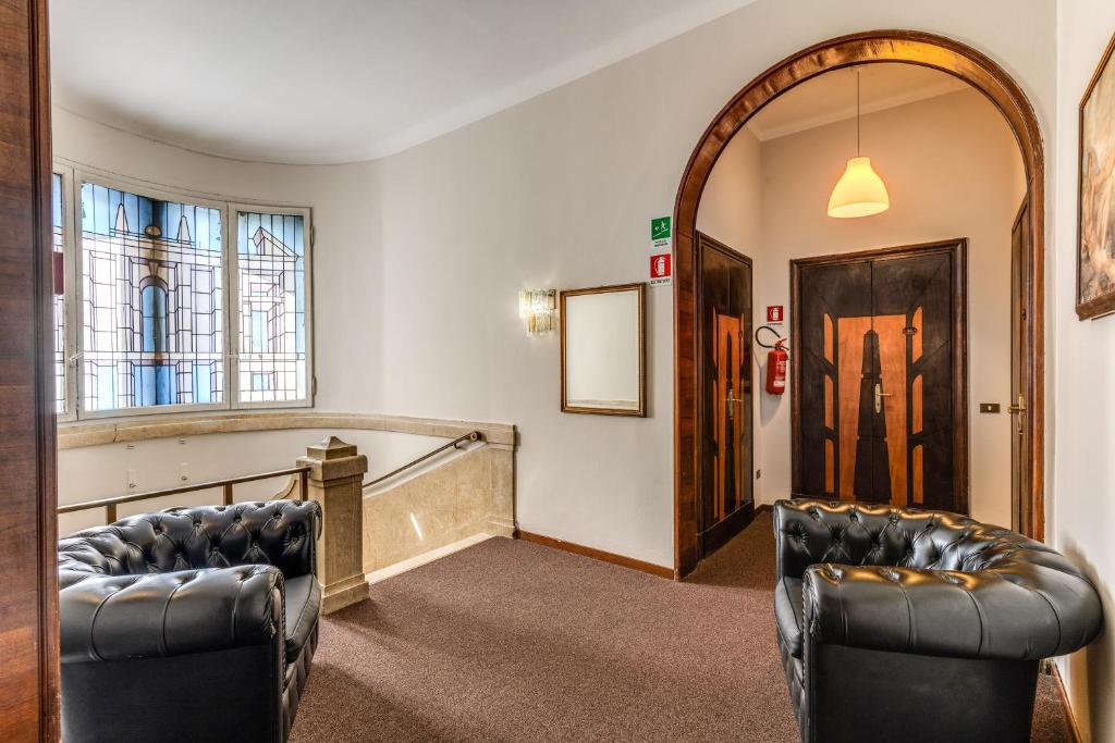 Milan Hotel Apollo Additional