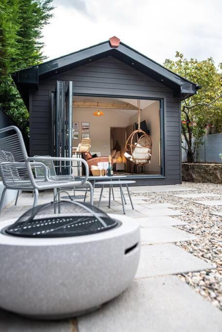 Gingerbread Lodge, Torquay