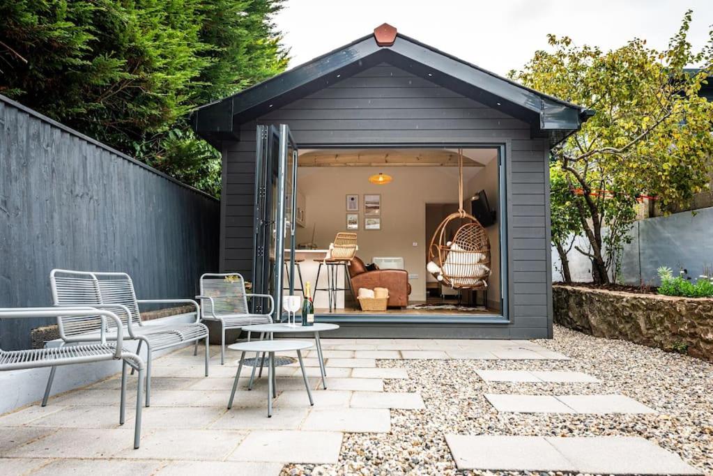 Gingerbread Lodge, Torquay photo 8