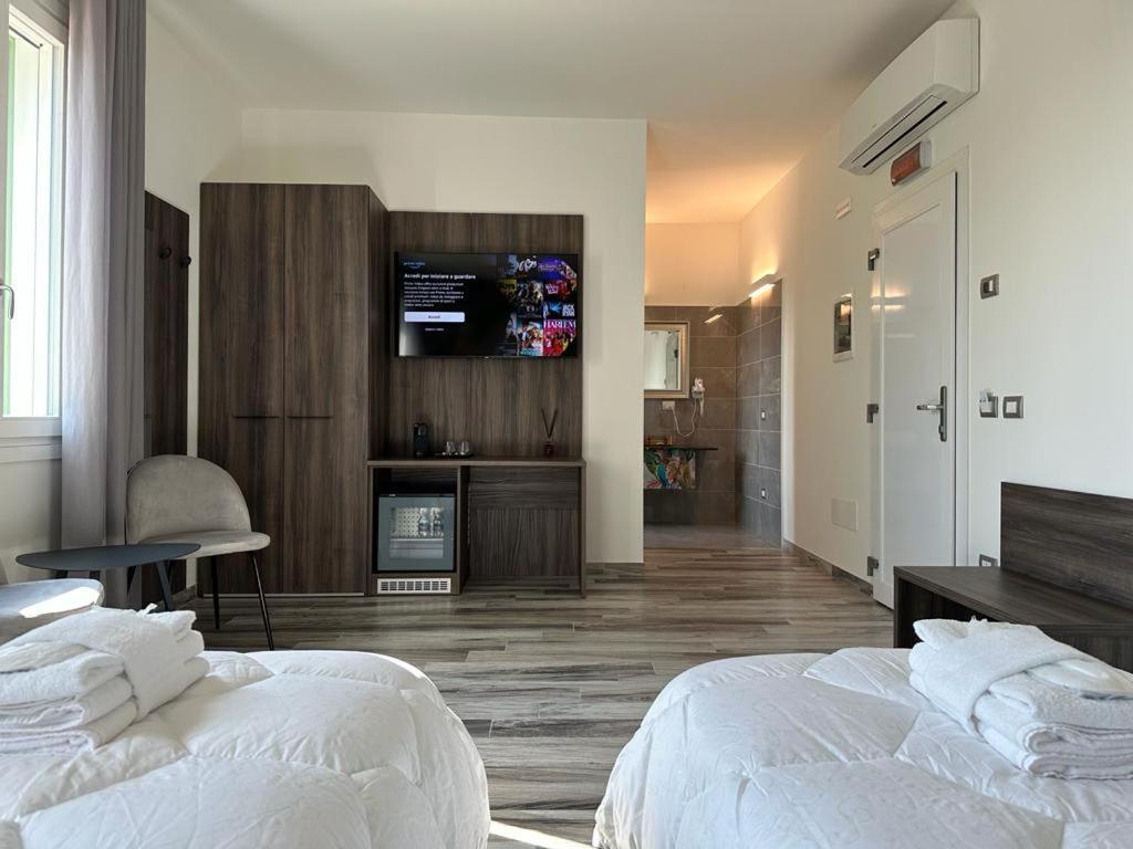 Welc-om Royal Garden luxury rooms - 2