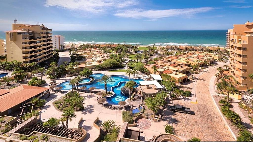 Luxury Condo Bella Sirena 805 C , Sandy Beach - 2