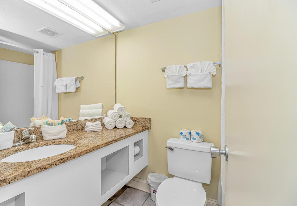 Oceanfront - Sea Mist Resort 20201 - King Suite - 2nd Floor - Sleeps 4 photo