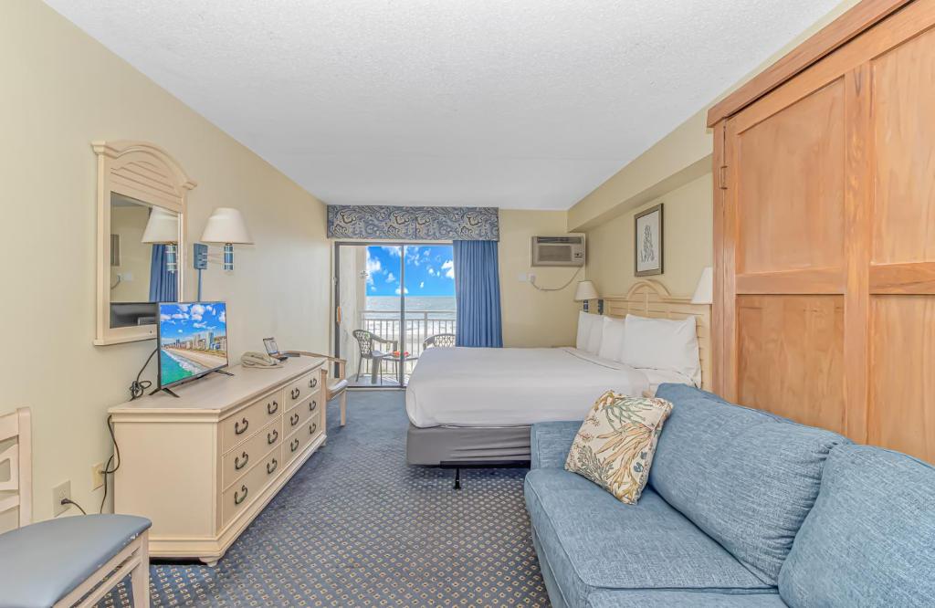 Oceanfront - Sea Mist Resort 20201 - King Suite - 2nd Floor - Sleeps 4 — Hotel in Myrtle Beach (SC)