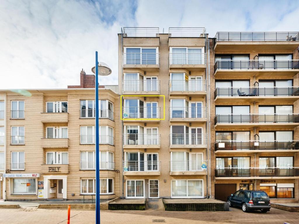 Apartment in Koksijde near the Sea, Koksijde