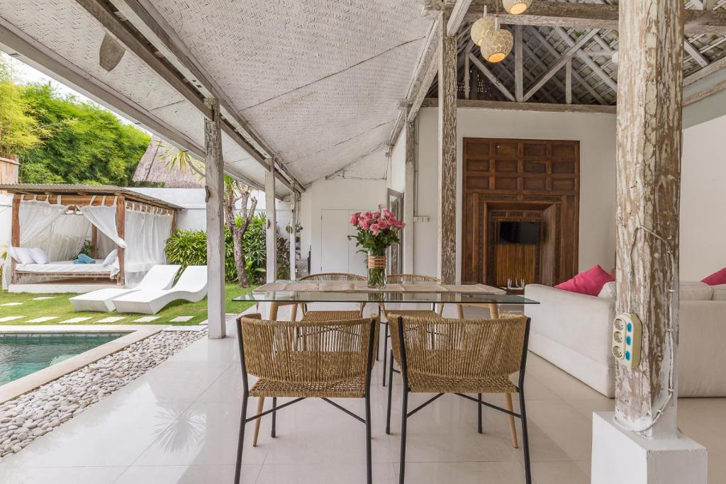 Villa Alegria photo
