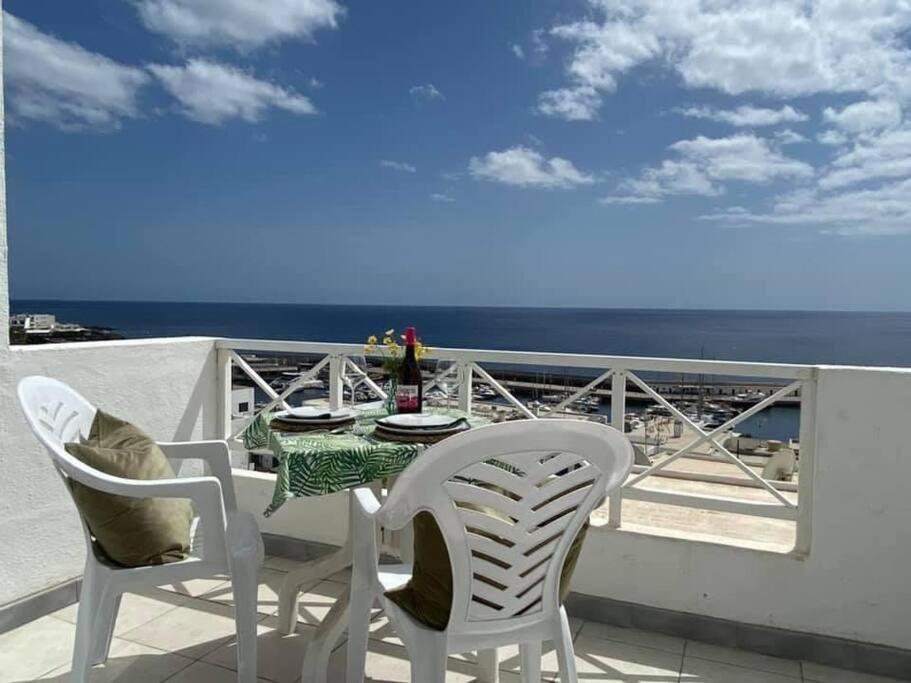 Beautiful 'Studio Verde' with Panoramic Sea Views - 2