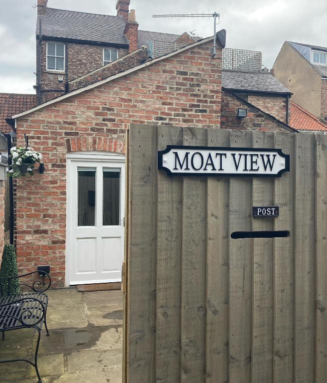 Moat View FREE PARKING, CENTRAL, EV PLUG, York