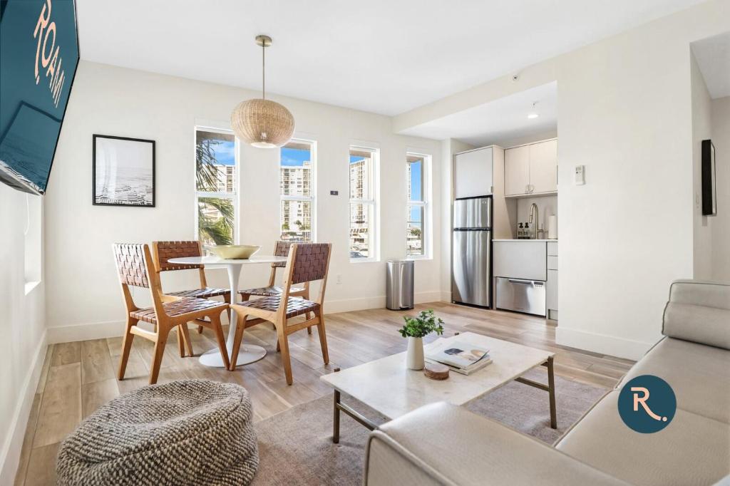 Roami at The Carmela, Miami Beach