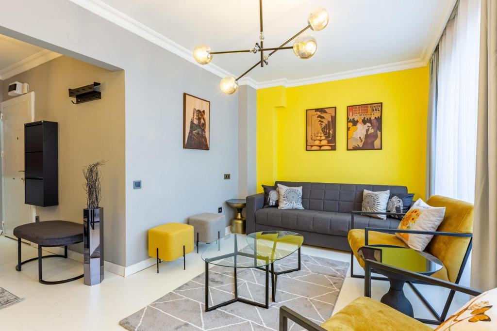 Flat Central Location on Rumeli Street Nisantasi photo