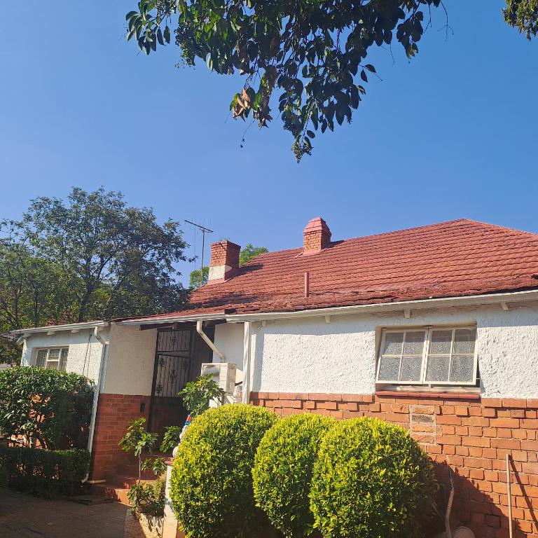 Moonlight Guesthouse Guest House (Pretoria) Deals, Photos & Reviews
