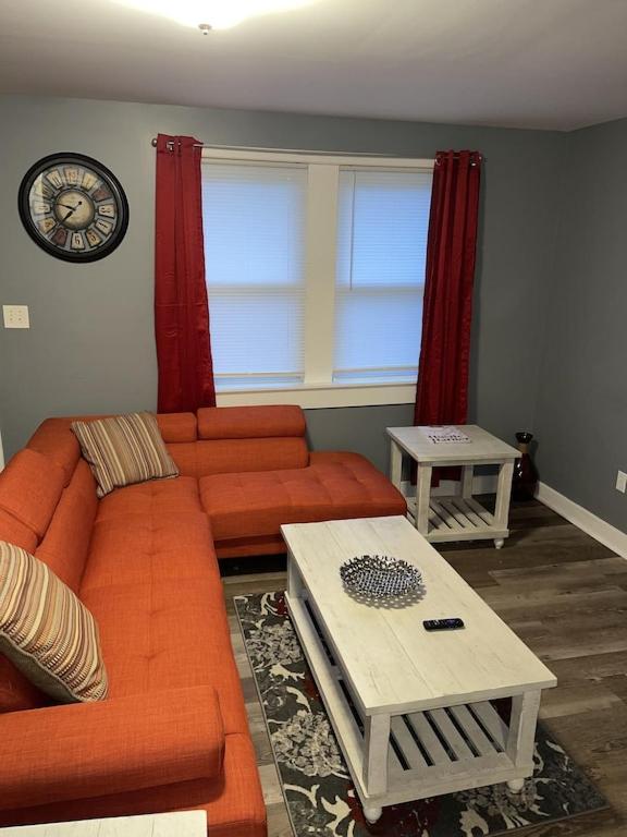 Beautiful and Spacious Cozy! Home ready for you to enjoy!