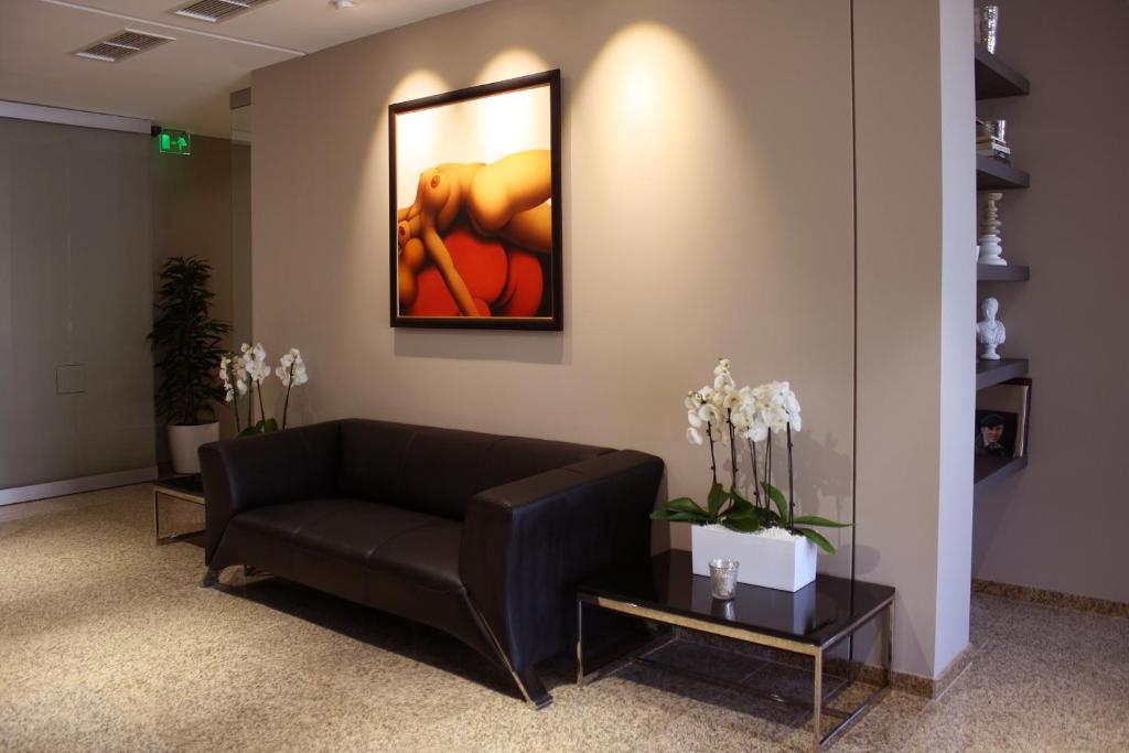 Olives City Hotel - Free Parking photo