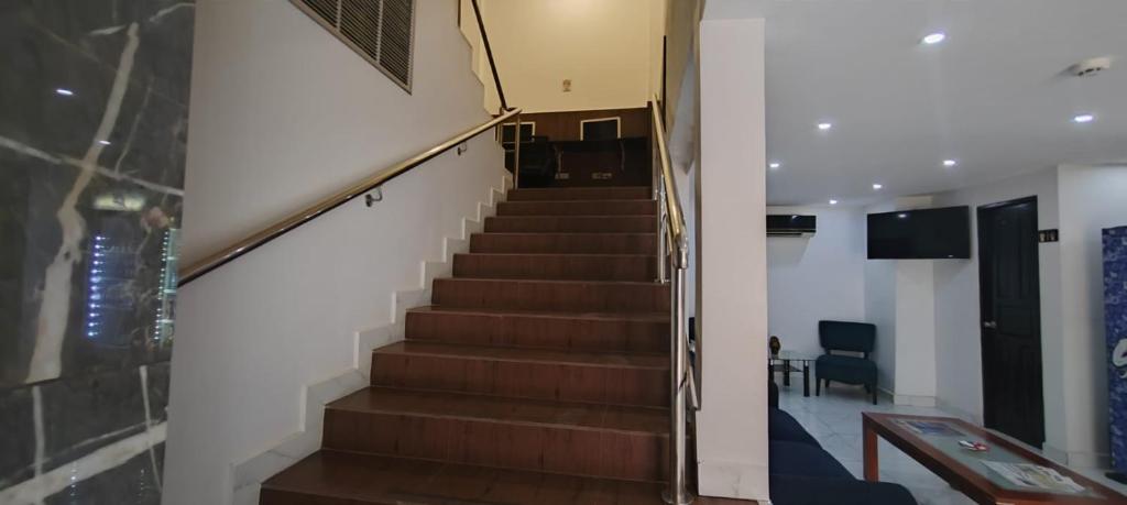 La Cubana Hotel & Suites photo