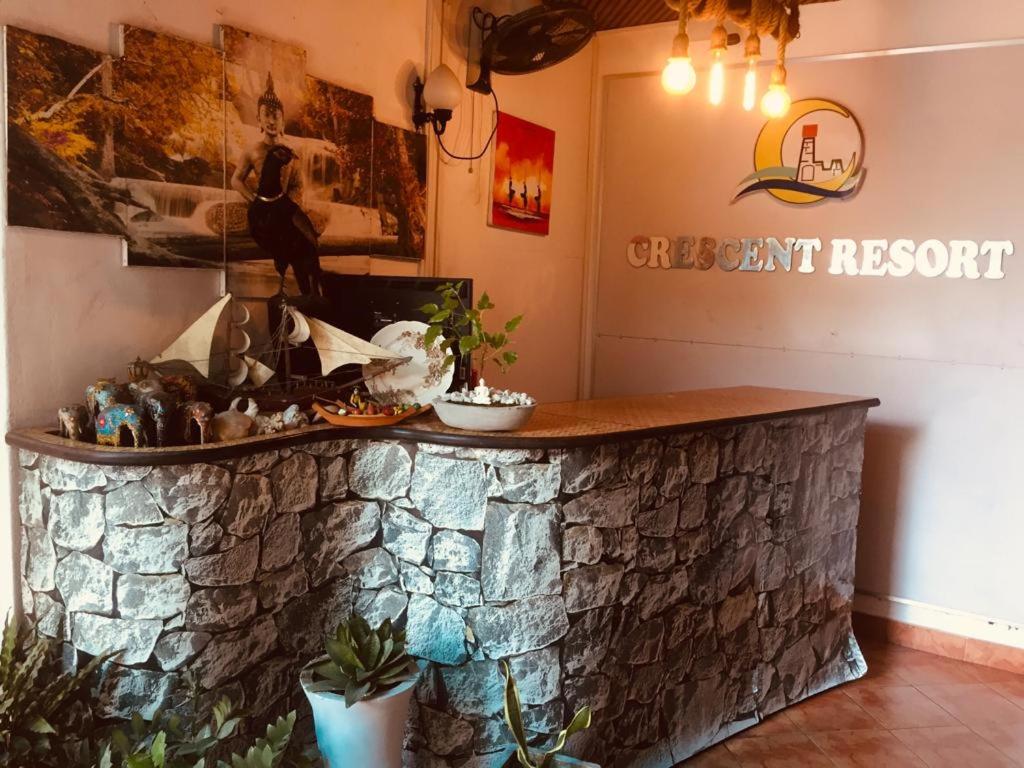 クレッセント  リゾート (crescent resort)