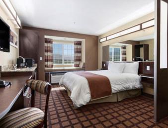 Microtel Inn & Suites by Wyndham Wheeler Ridge - Location image