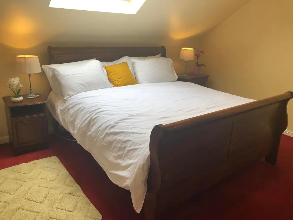 Railway Avenue Rooms, hotel in Clifden