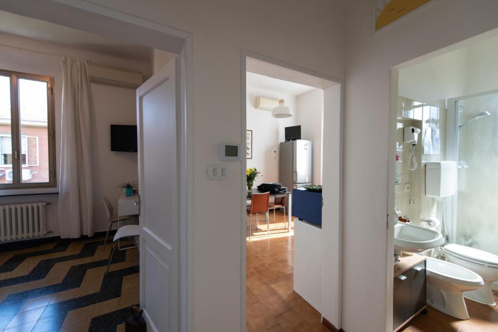 Bologna, vicino ospedali Sant'Orsola e Malpighi, centro storico e fiera - 5