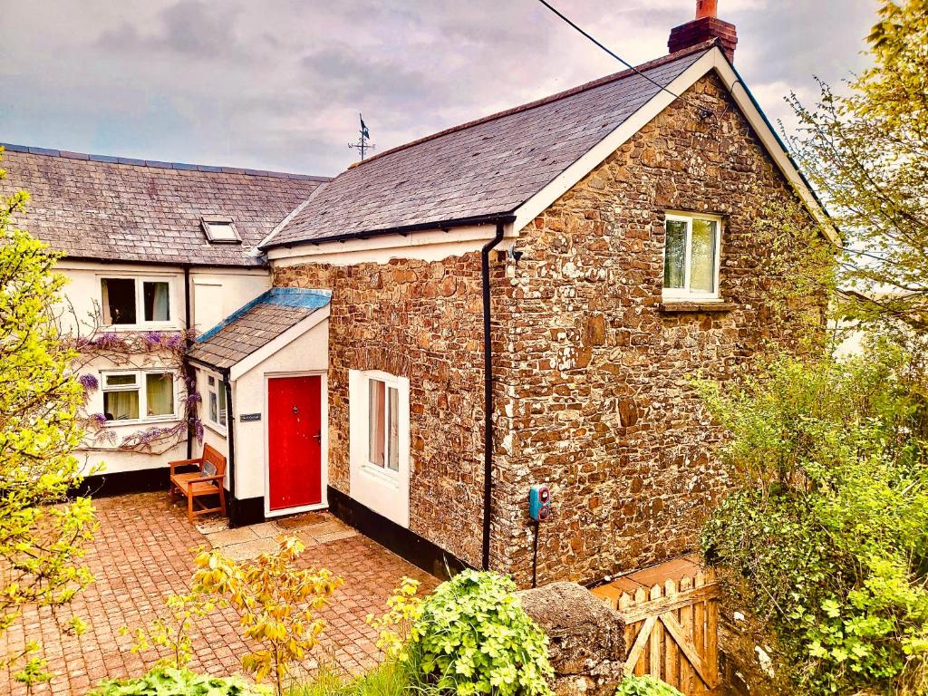 Barn End Cottage, High Bickington