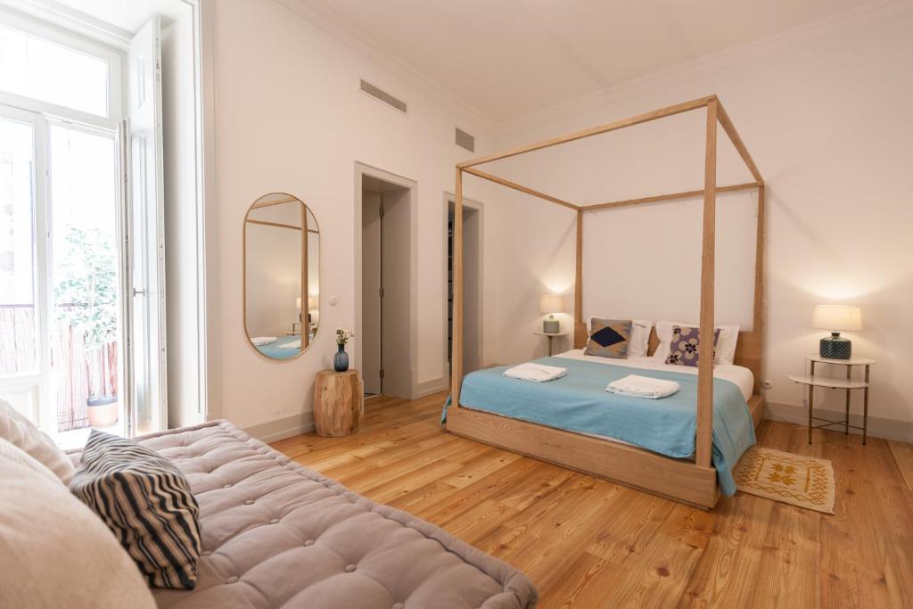 FLH Lux Baixa Flat - Historical Center near Tejo River — Hotel in Lisbon