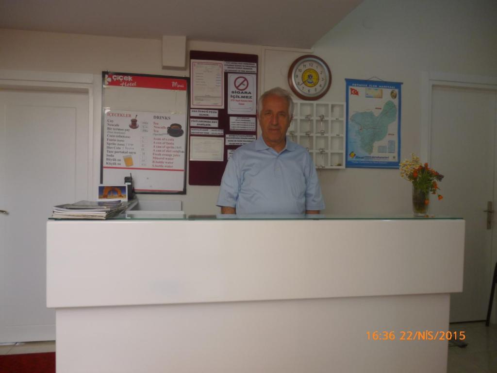 Cicek Hotel & Apartments photo