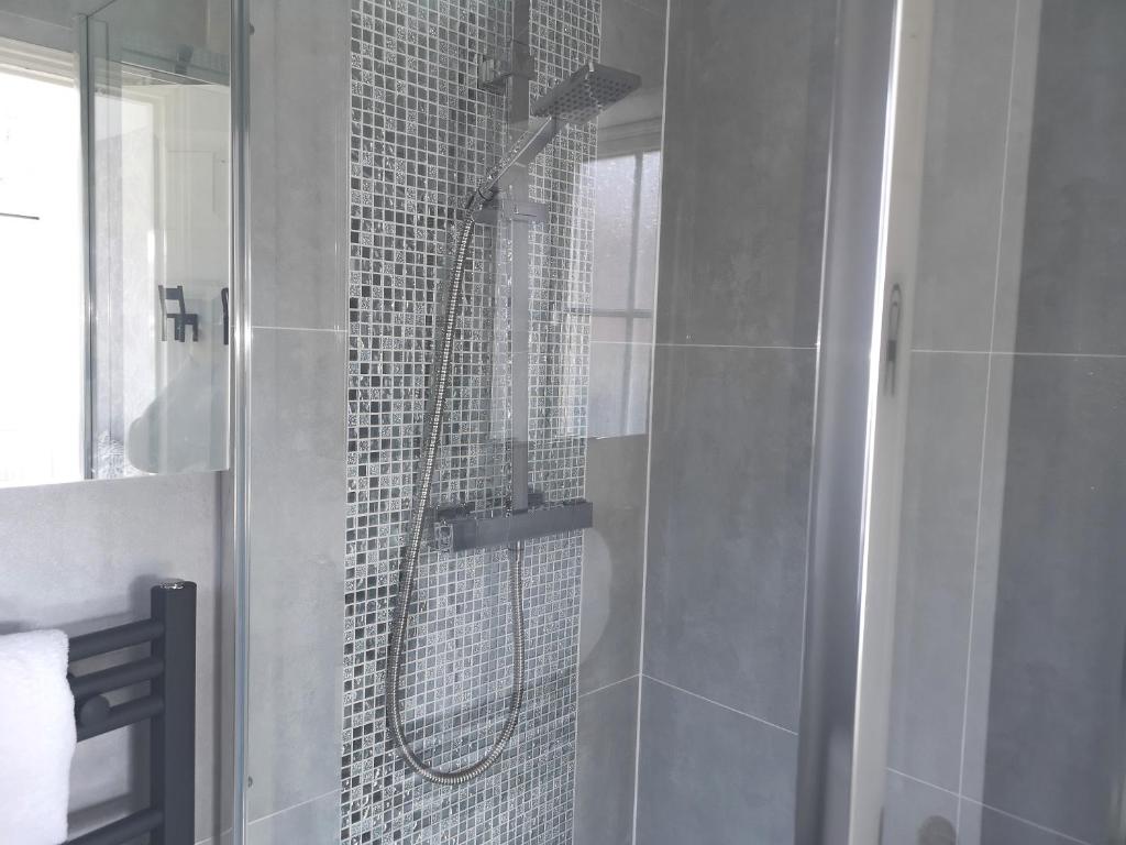 Luxury superking OR standard OR budget rooms photo