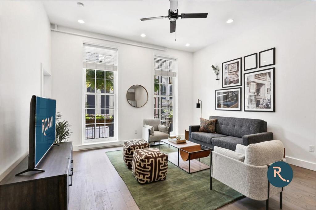 Roami at Bourbon Place, New Orleans