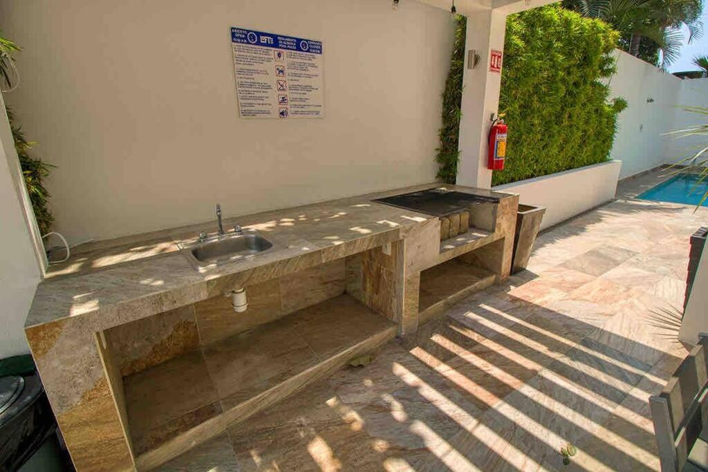 2 bd Loft in Versalles, Walk to the Beach! - 3