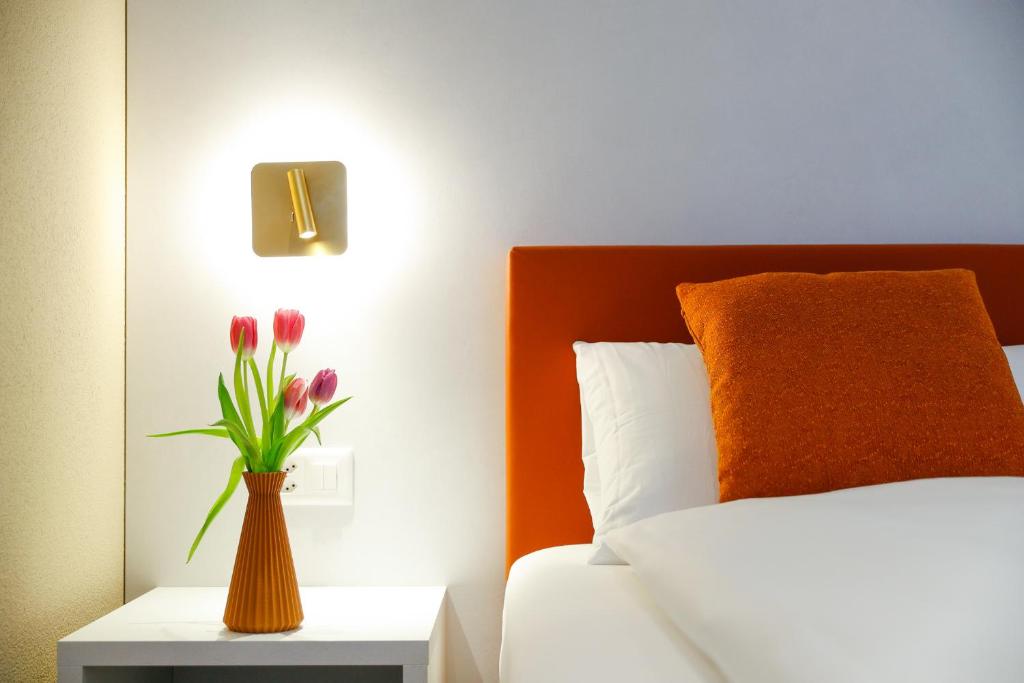 Boutique Hotel Piazza Grande Locarno - Easy Self Check-In - 4