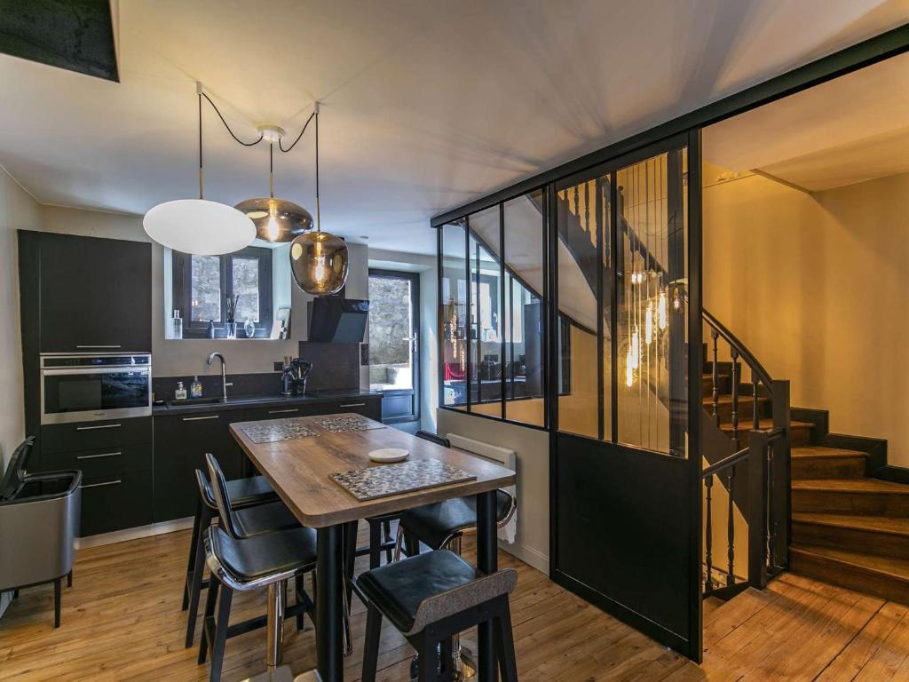 Maison spacieuse au centre de Cauterets, avec terrasse, garage, et proche commodités et télécabines. - FR-1-401-260 - 1