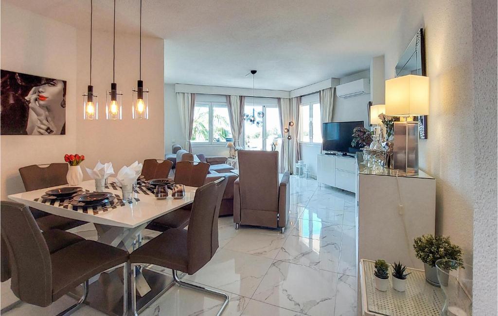 Cozy Apartment In Mijas With Swimming Pool - 3