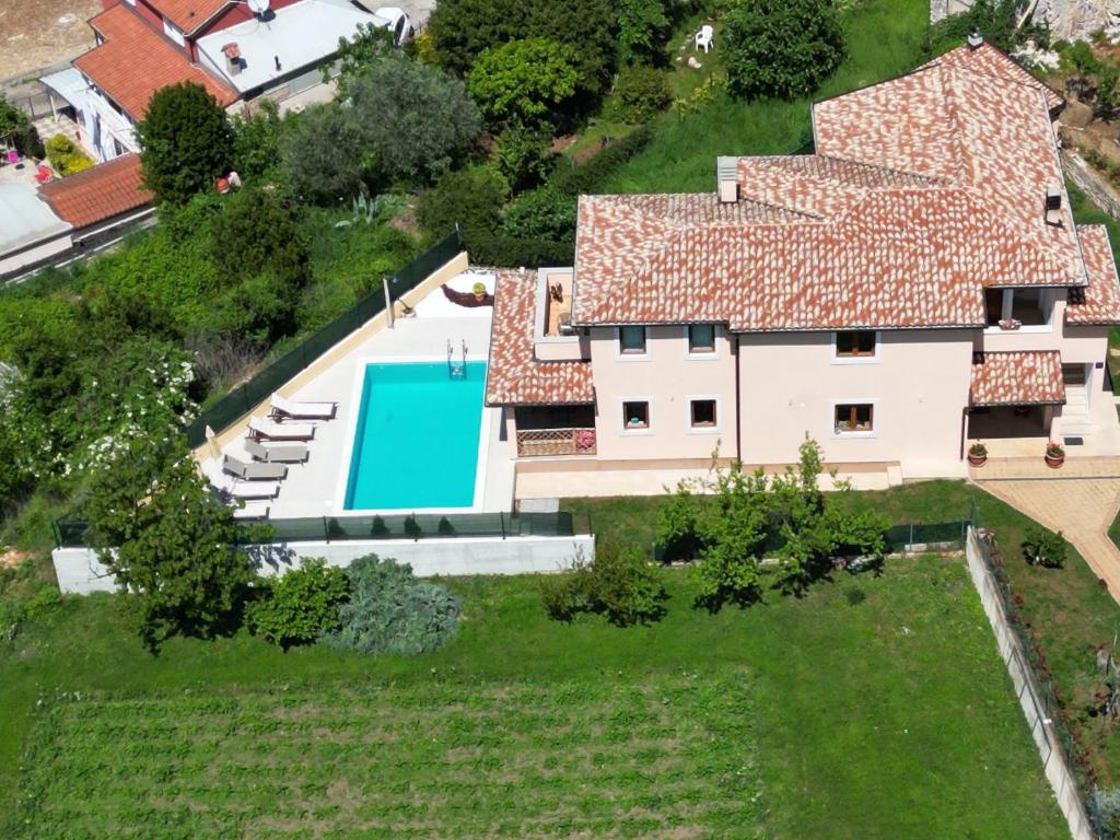 Apartman Aisha, Brtonigla