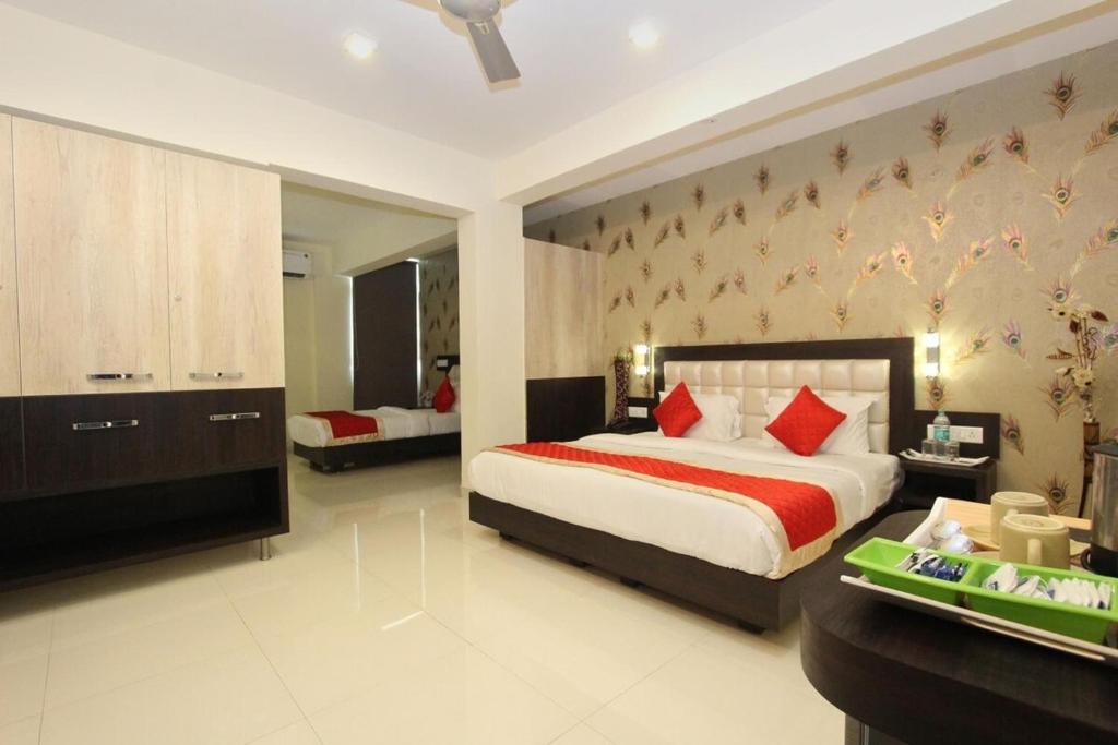 vee suites photo