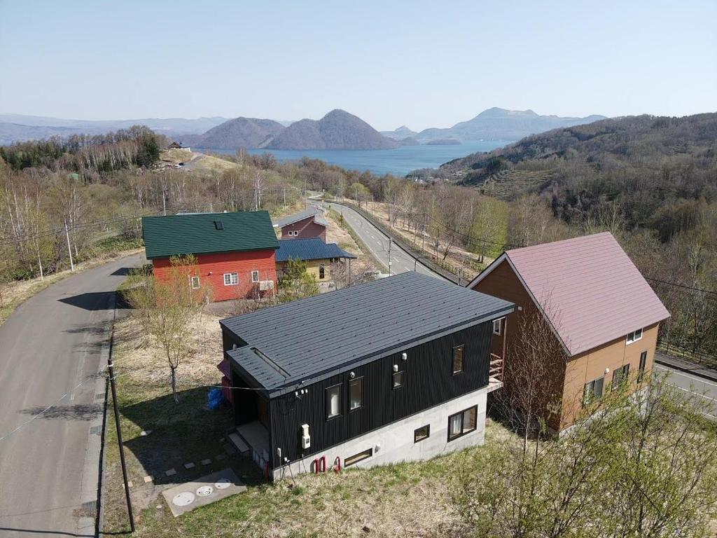 LAKE view PRIVATE log house photo
