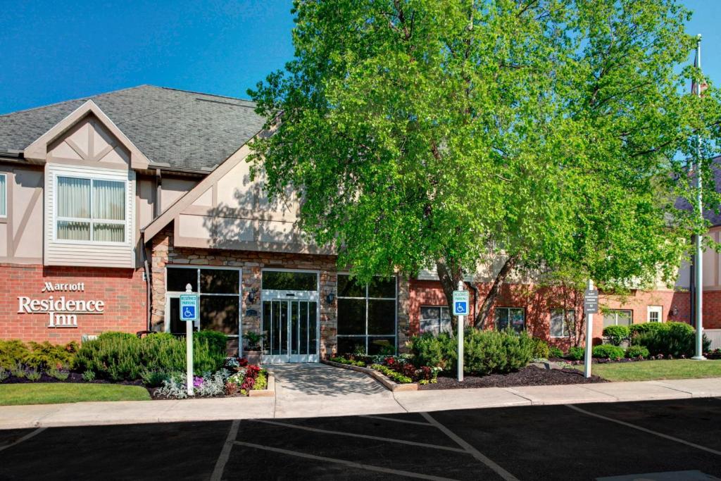 Residence Inn Cleveland Independence photo