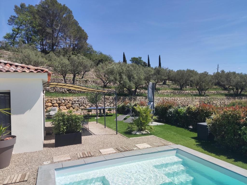 Villa Maya Blanca entre côte d́́́ Azur et gorges du Verdon et recharge voiture électrique - 2