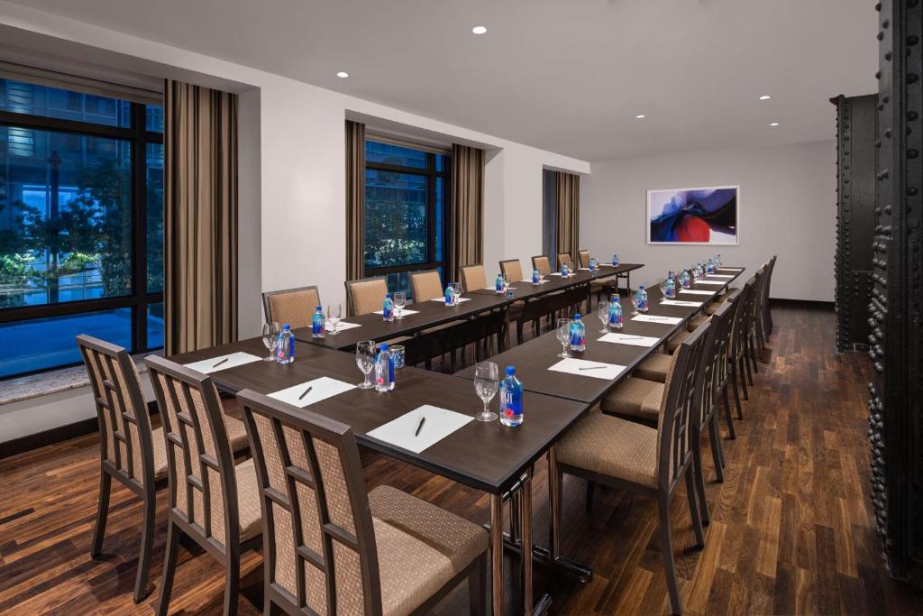 غرفة الاجتماعات/الاحتفالات