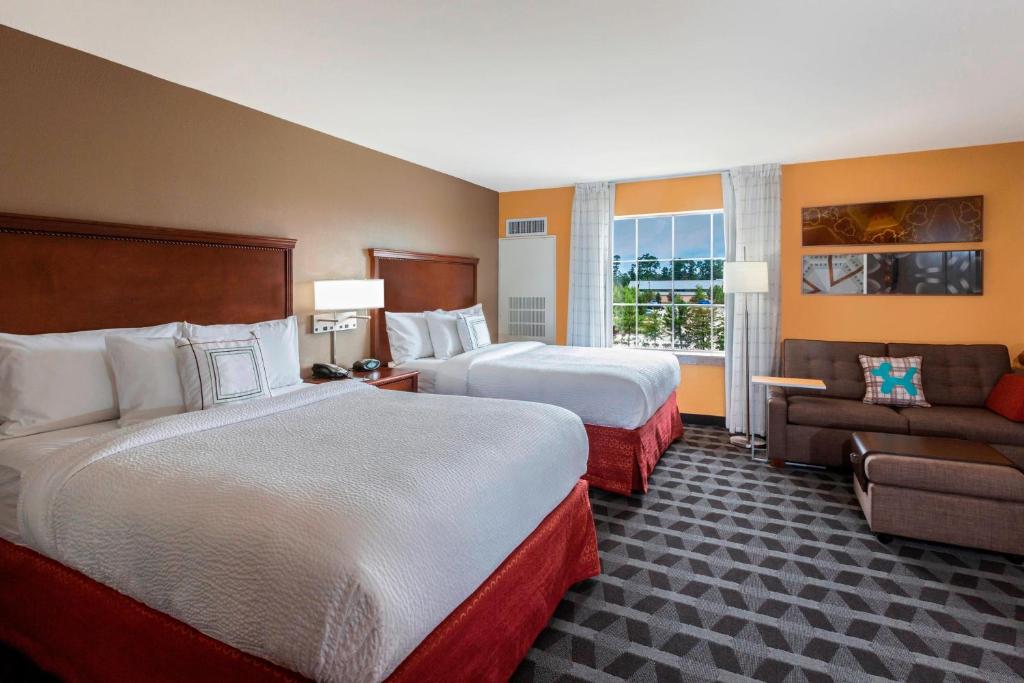 TownePlace Suites Houston North/Shenandoah photo
