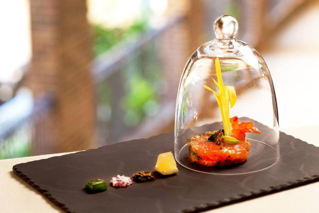 Tárgyalóterem/bálterem