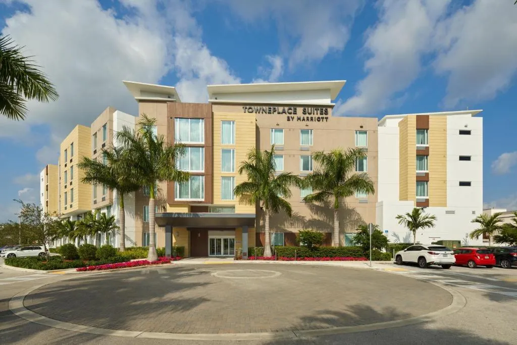 TownePlace Suites Miami Kendall West，位于肯代尔的酒店
