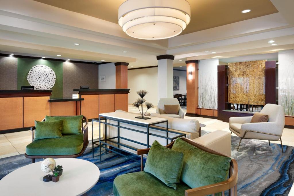 Fairfield Inn and Suites by Marriott Tallahassee Central photo
