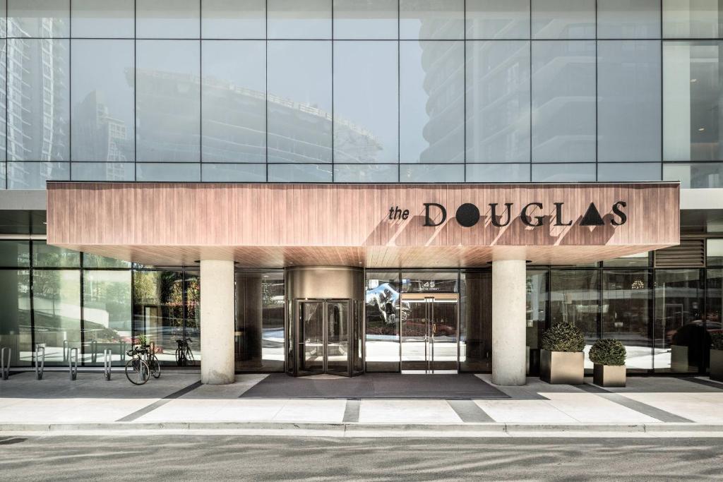 the DOUGLAS, Autograph Collection, Vancouver