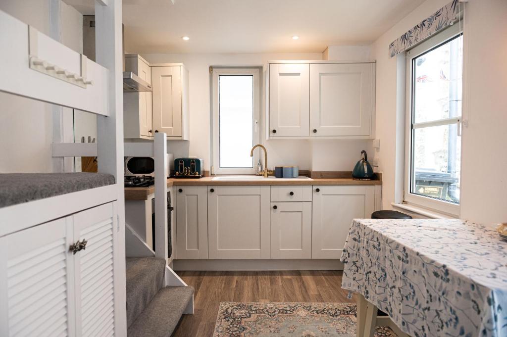 Sandals Cottage, St Ives photo 4