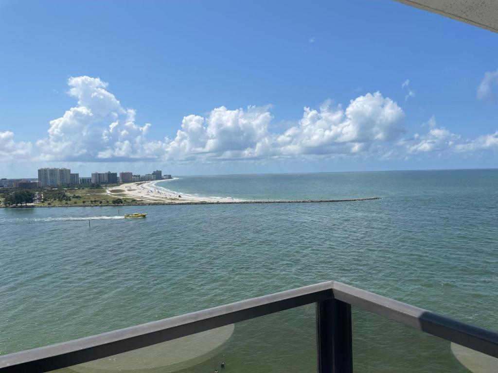 440 West Condo 1602N Sensational Gulf-view, Clearwater Beach