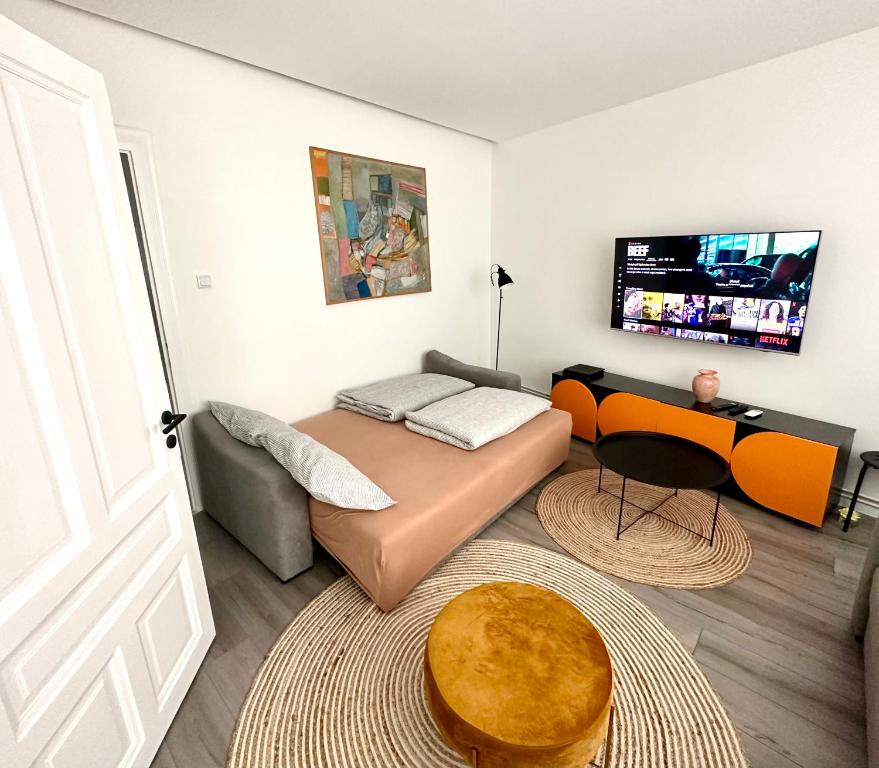 Central Sarajevo Apartment with Terrace & Free Parking - 4