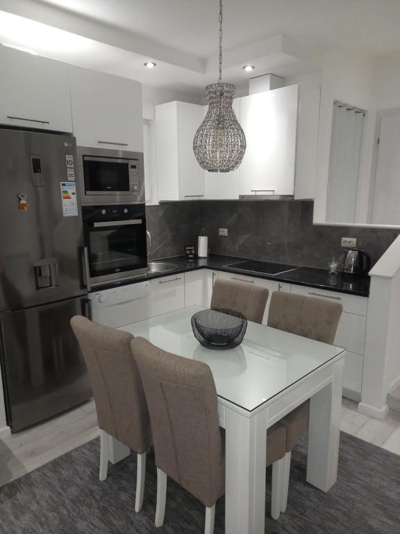 Lux Old Bridge, Mostar