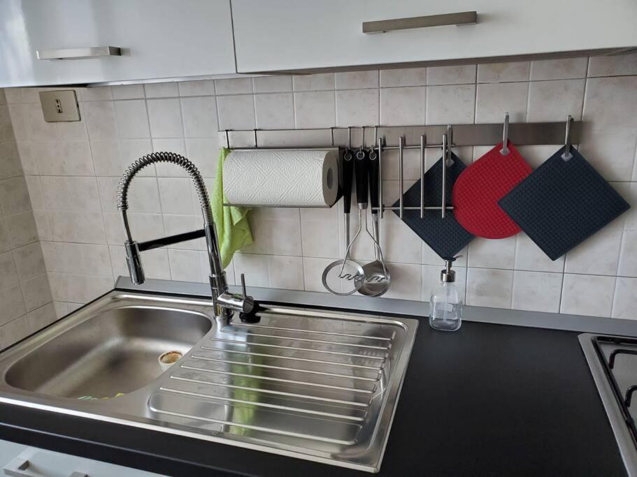 La Rocca Home, accogliente appartamento ad Arona - 3