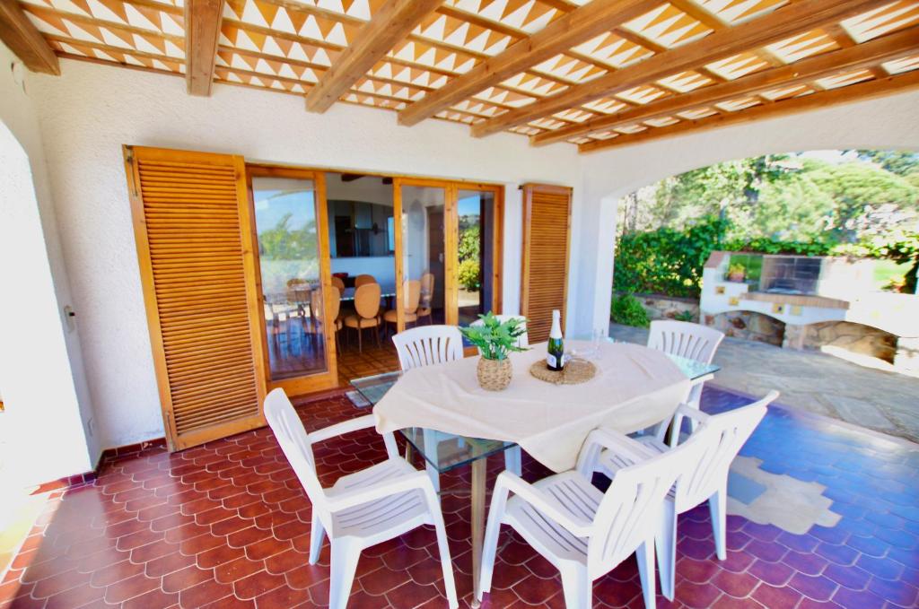V&V LLORET- VILLA MEDITERRANIA, preciosa villa con panorámicas vistas mar en zona muy tranquila y residencial - 3